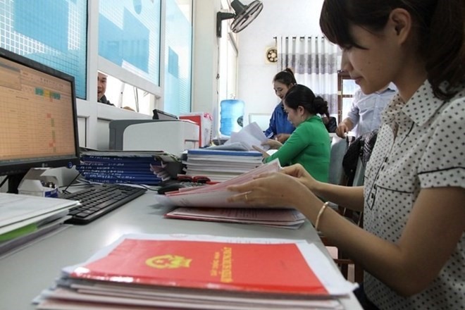 Hướng dẫn thủ tục sang tên sổ đỏ mới nhất