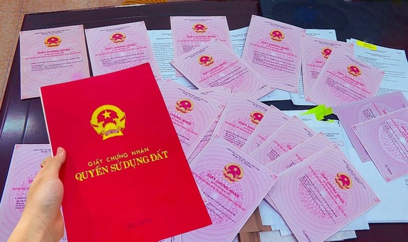Năm 2024: Làm sổ đỏ người dân cần có 4 loại giấy tờ này, nếu không gửi hồ sơ đi cũng bị trả về